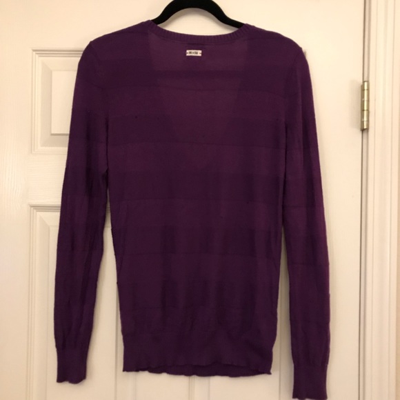 Purple V-neck lightweight sweater. Purple. - Picture 3 of 4